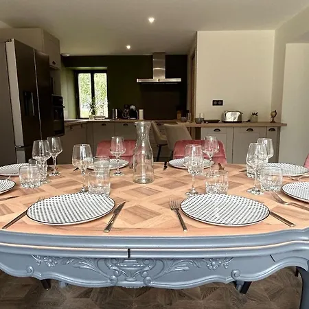 Banassac, Lozere Maison De Pour 8 Personnes Avec Piscine Partagee, Jardin Et Barbecue * Banassac