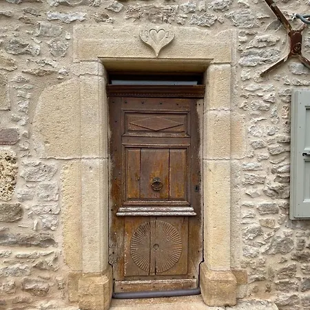 Le Domaine De Verteilhac La Grange Demile بيت للعطل Banassac