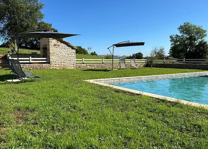 Feriehus Le Domaine De Verteilhac La Grange Demile Banassac